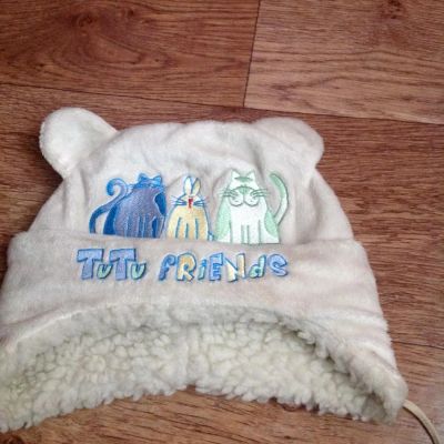 Лот: 10271943. Фото: 1. Шапка с кошкиными ушками тёплая... Головные уборы