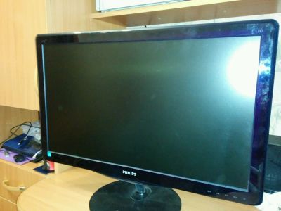 Лот: 5600505. Фото: 1. Монитор LCD 24" Philips 247E3L... ЖК-мониторы
