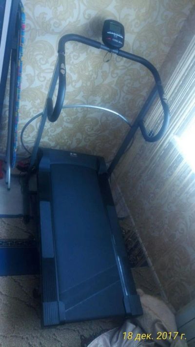 Лот: 10781817. Фото: 1. беговая дорожка treadmill bt 2740. Беговые дорожки