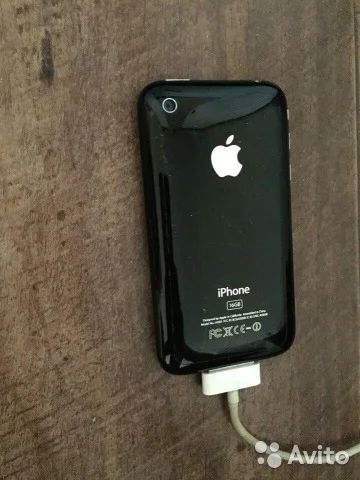Лот: 5461211. Фото: 1. Iphone 3gs 32gb black. Смартфоны