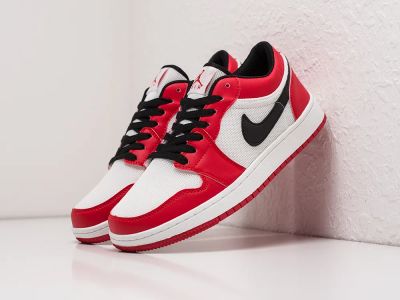 Лот: 19469549. Фото: 1. Кроссовки Nike Air Jordan 1 Low. Кеды, кроссовки, слипоны