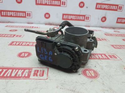 Лот: 20895952. Фото: 1. Заслонка дроссельная Honda Fit... Двигатель и элементы двигателя