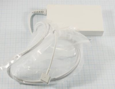 Лот: 20734780. Фото: 1. Блок питания Apple MacBook (20V... Корпуса, блоки питания