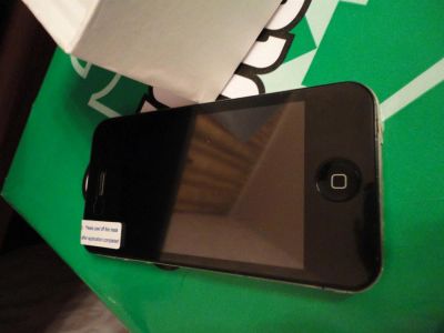 Лот: 3484278. Фото: 1. продам iPhone 4s 32g хорошая копиz... Смартфоны