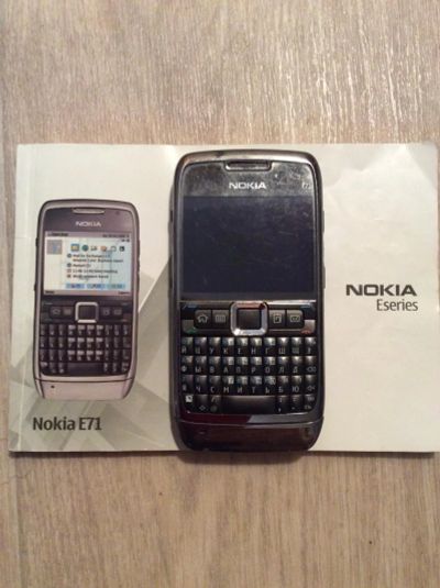 Лот: 8329179. Фото: 1. Телефон Nokia E71. Кнопочные мобильные телефоны