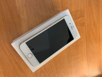Лот: 16920059. Фото: 1. iPhone 6S 64Гб. Смартфоны