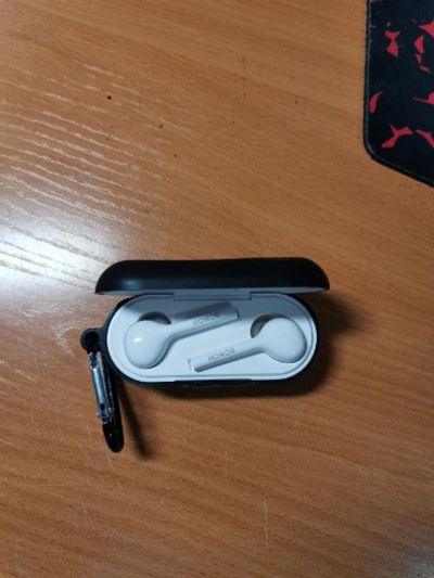 Лот: 18107409. Фото: 1. Bluetooth наушники Honor FlyPods... Красноярск