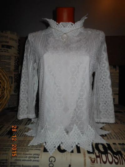 Лот: 6686847. Фото: 1. блуза белая с оригинальным воротом... Блузы, рубашки