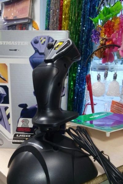 Лот: 8609521. Фото: 1. Джостик ThrustMasterUSB Joystick... Рули, джойстики