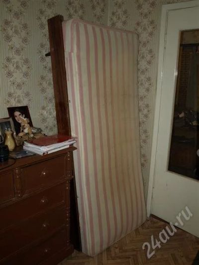Лот: 594328. Фото: 1. Кровать: деревянный каркас, мягкий... Кровати