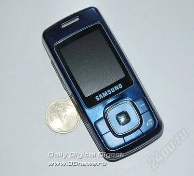 Лот: 2121789. Фото: 1. Samsung M610. Кнопочные мобильные телефоны