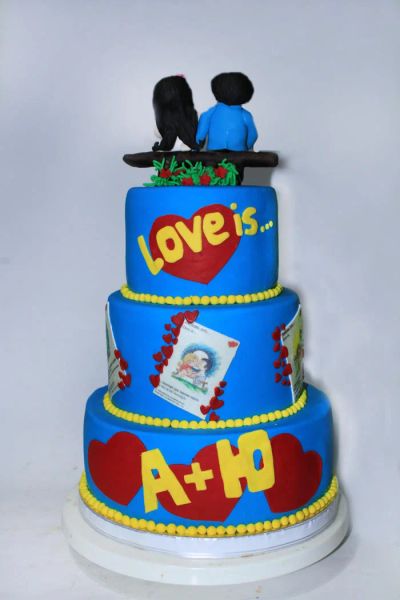 Лот: 4309146. Фото: 1. Свадебный торт в стиле Love is... Торты, пирожные