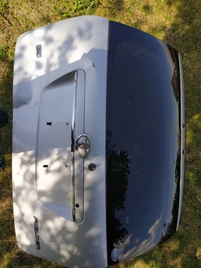 Лот: 15999912. Фото: 1. Дверь багажника Toyota Fielder... Багажники, боксы, фаркопы