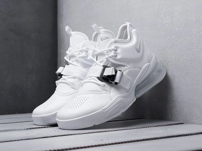 Лот: 12743580. Фото: 1. Кроссовки Nike Air Force 270... Кеды, кроссовки, слипоны