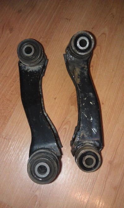 Лот: 4179284. Фото: 1. верхние рычаги nissan bluebird... Ходовая, подвеска, рулевое управление