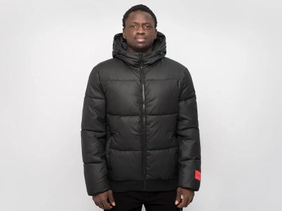 Лот: 24973377. Фото: 1. Куртка зимняя Hugo Boss. Верхняя одежда