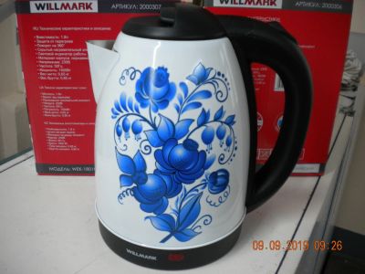 Лот: 14554466. Фото: 1. чайник Willmark WEK-1801GZ. Чайники, кофемашины, кулеры