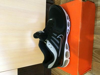 Лот: 5234206. Фото: 1. Кроссовки Nike air max 2011. Кеды, кроссовки, слипоны