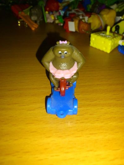 Лот: 3806684. Фото: 1. Киндер Мадагаскар в цирке 3. Другое (игрушки)