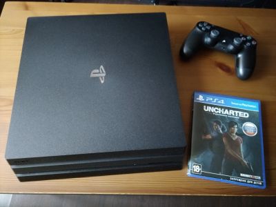 Лот: 19282805. Фото: 1. Sony PlayStation 4 Pro CUH-7208B. Игровые приставки, консоли