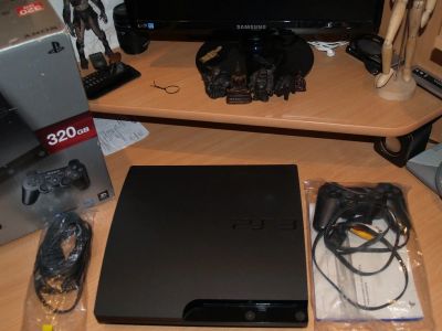 Лот: 6728401. Фото: 1. Play Station 3 Slim 320GB. Игровые приставки, консоли