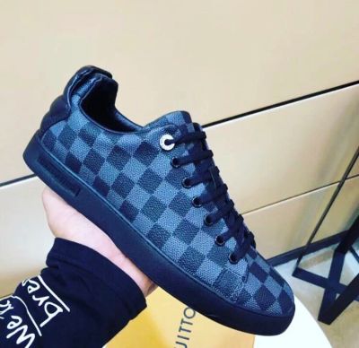 Лот: 13991112. Фото: 1. Кеды Louis Vuitton. Кеды, кроссовки, слипоны