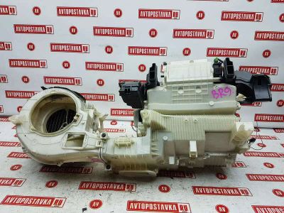 Лот: 20900507. Фото: 1. Корпус вентилятора отопителя Subaru... Двигатель и элементы двигателя