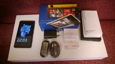Лот: 3390475. Фото: 1. Nokia Lumia 820. Срочно!. Смартфоны