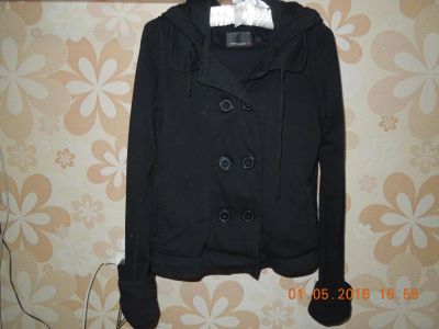 Лот: 7511586. Фото: 1. Женская кофточка. Пиджаки, жакеты, жилеты