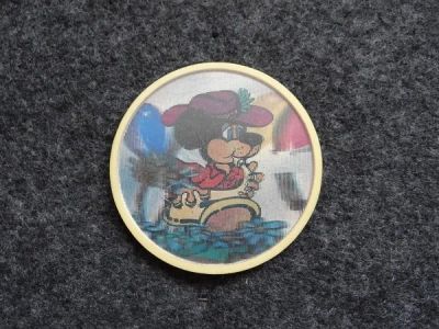 Лот: 9852022. Фото: 1. Значок. Собака. Сувенирные