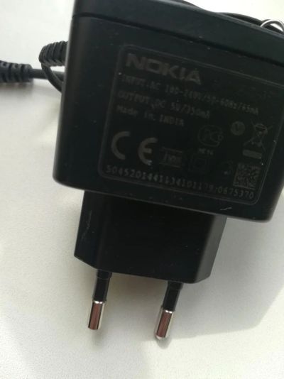 Лот: 11510351. Фото: 1. Оригинальная зарядка Nokia AC-3E... Зарядные устройства, блоки питания, адаптеры сетевые для смартфонов