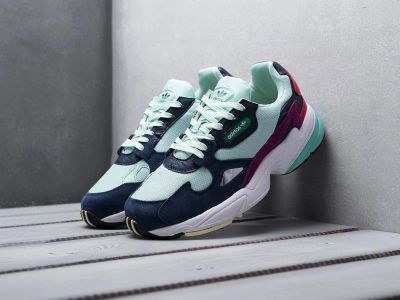 Лот: 17094661. Фото: 1. Кроссовки Adidas Falcon W (13987... Кеды, кроссовки, слипоны