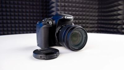 Лот: 18630904. Фото: 1. Canon EOS 850D Kit EFS 18-55mm... Цифровые зеркальные