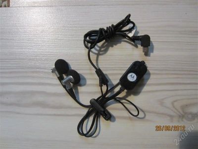 Лот: 2129953. Фото: 1. Оригинальная гарнитура для Motorola. Красноярск