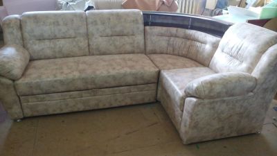 Лот: 7166843. Фото: 1. угол мягкий с креслом Саламандра. Диваны