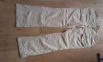 Лот: 6275000. Фото: 1. светлые фирменные брюки 46р. Брюки, шорты