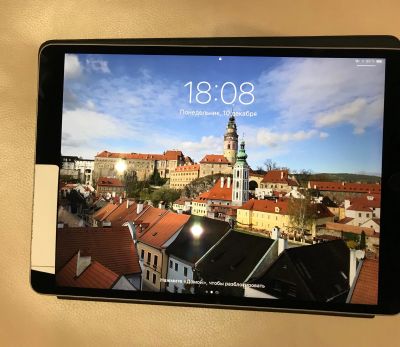 Лот: 12781264. Фото: 1. Планшет Apple iPad Pro 10.5 256... Планшеты