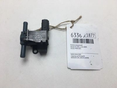 Лот: 20402442. Фото: 1. Клапан вакуумный Honda Fit 2003... Двигатель и элементы двигателя