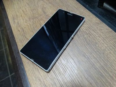Лот: 16615617. Фото: 1. Смартфон Sony Xperia Z (C6603... Смартфоны