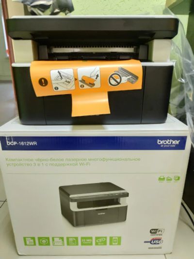 Лот: 12875731. Фото: 1. МФУ Brother DCP-1612WR. МФУ и копировальные аппараты