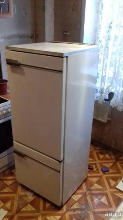 Лот: 12820343. Фото: 1. Холодильник Бирюса. Холодильники, морозильные камеры