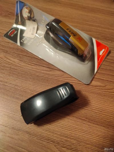 Лот: 16931913. Фото: 1. Держатель очков в автомобиль. Очки солнцезащитные