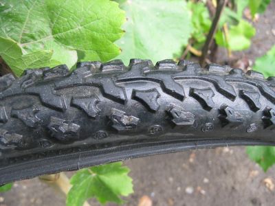 Лот: 5400909. Фото: 1. Пара велопокрышек 26х2.0 Bortrager... Запчасти