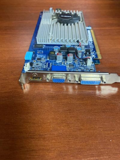 Лот: 19006870. Фото: 1. Видеокарта Gigabyte GeForce® 9600... Видеокарты