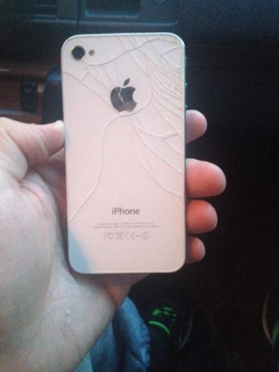 Лот: 6559333. Фото: 1. iPhone 4. Смартфоны