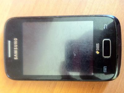 Лот: 4241906. Фото: 1. Смартфон samsung почти даром. Смартфоны