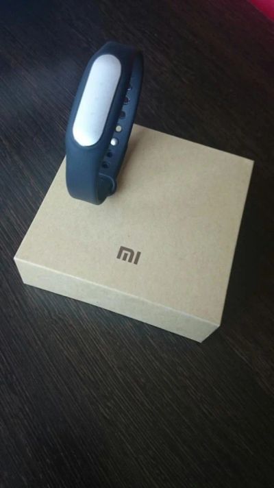 Лот: 7284601. Фото: 1. Xiaomi Mi Band (оригинал). Смарт-часы, фитнес-браслеты, аксессуары