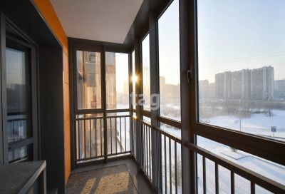 Лот: 20670491. Фото: 1. Продам 2-комн. кв. 40.5 кв.м... Квартиры, студии