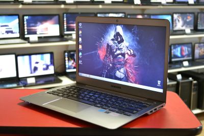 Лот: 15342714. Фото: 1. Samsung 535U3C (14"/AMD A6-4455M... Ноутбуки