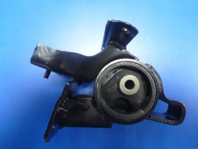 Лот: 7037910. Фото: 1. Подушка двигателя Toyota 12372-15220. Кузов